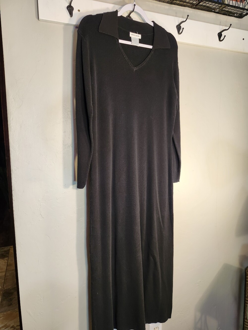 Pierre Cardin Black Long-Sleeve Collared V-Neck Knit Dress Vintage 100% Cotton